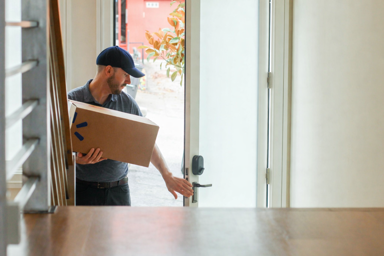 Courier at Your door but You’re not home? An Elcro smart lock solves the problem.